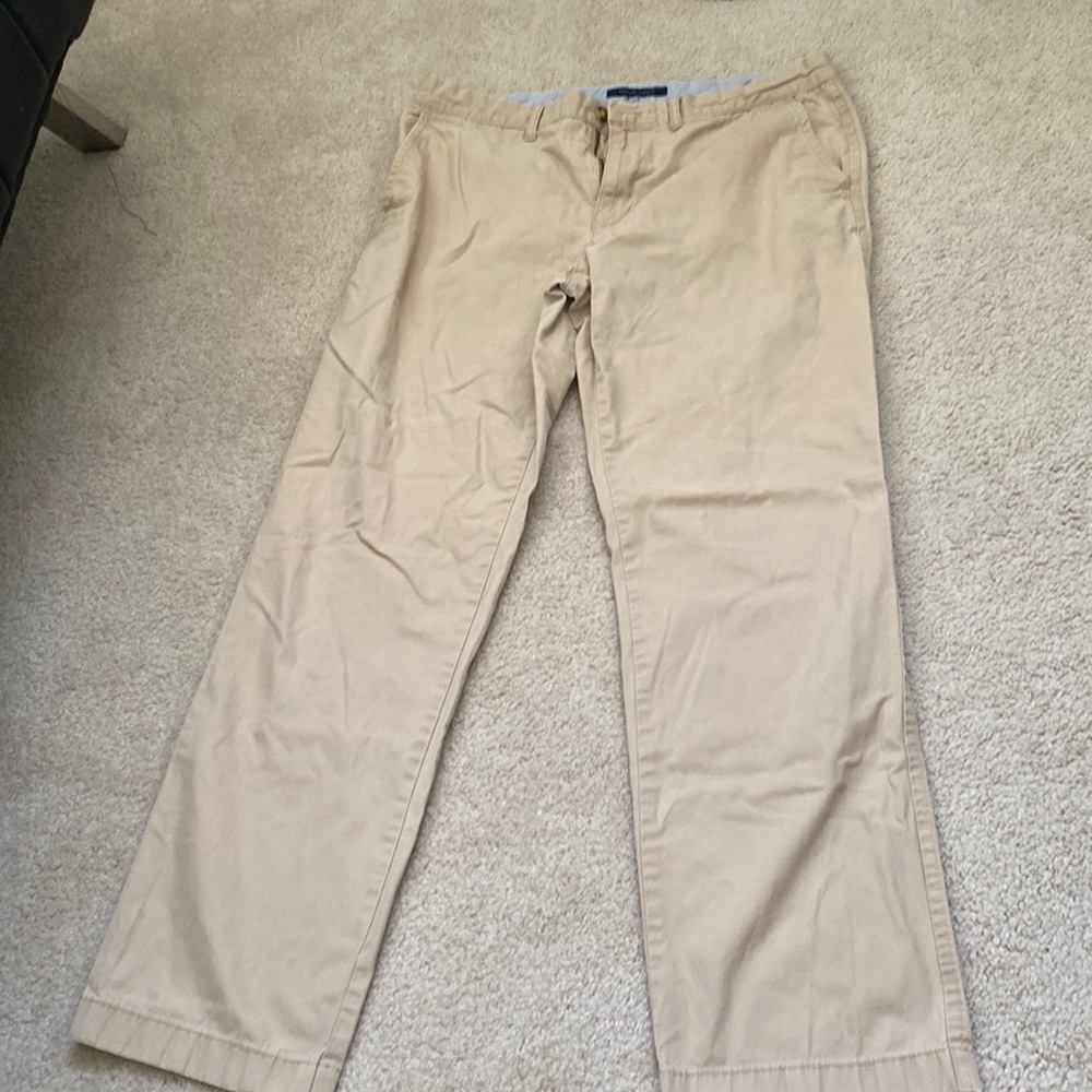 Men’s Khaki pants